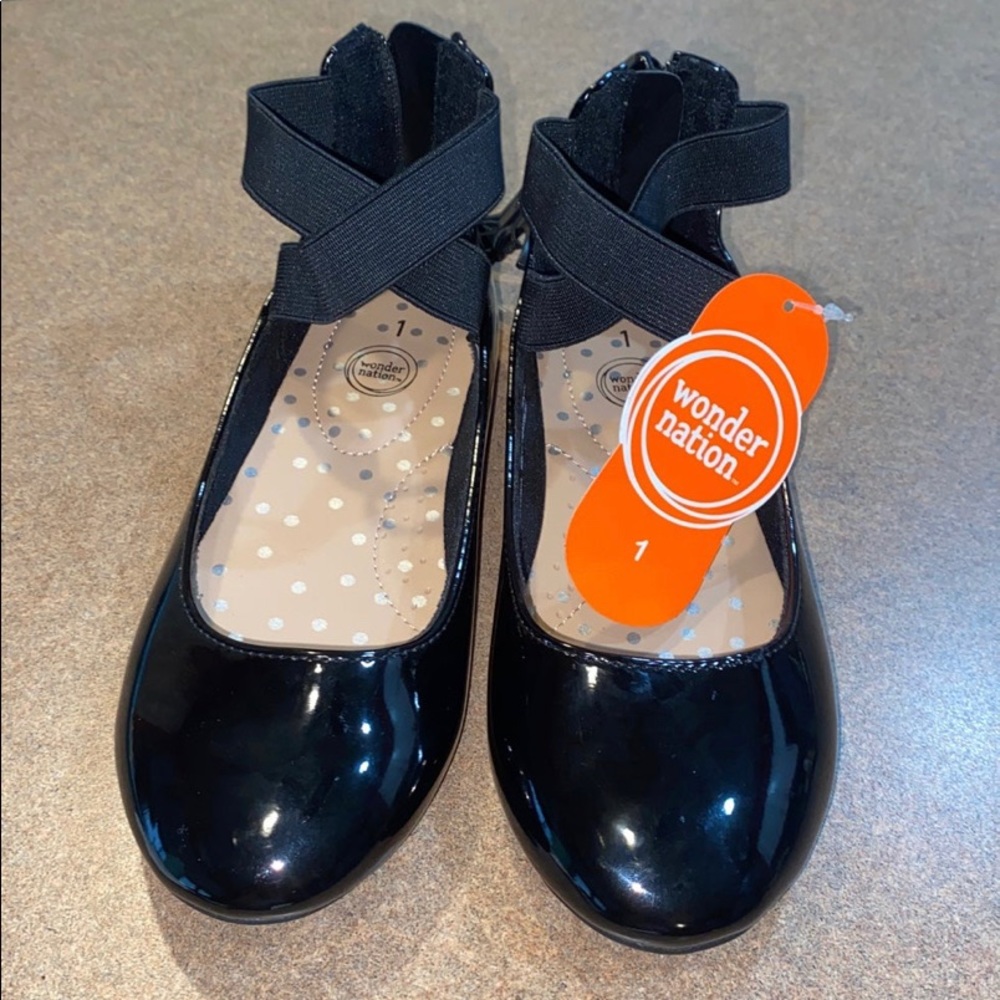 Girls strappy flats